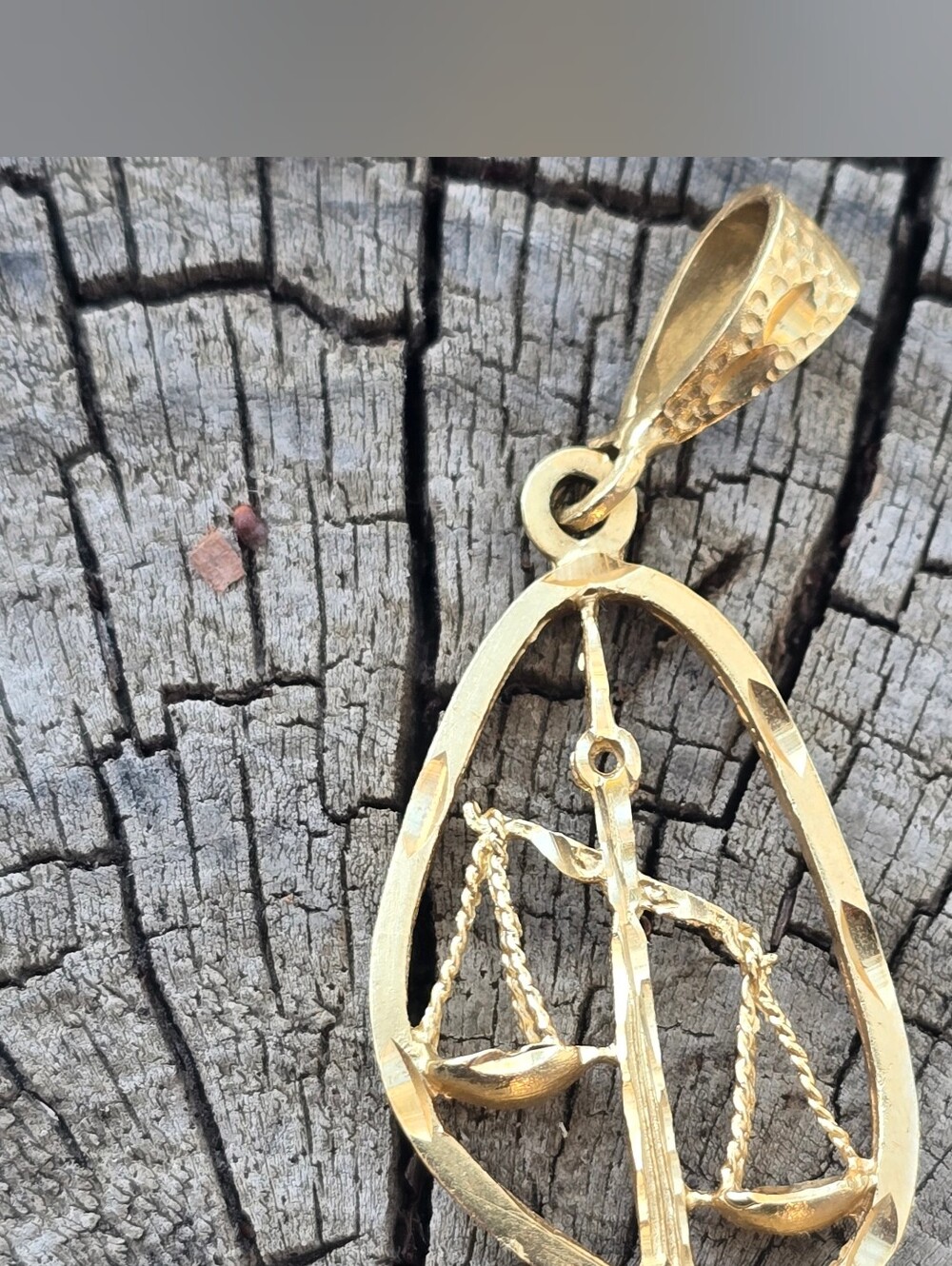 Solid 14k Gold Diamond Cut Libra Scales Pendant